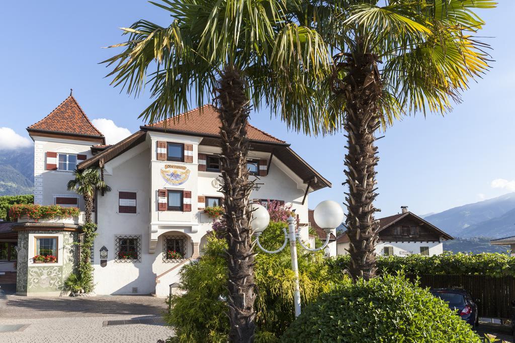 Romantik Hotel Oberwirt Marlengo Eksteriør bilde